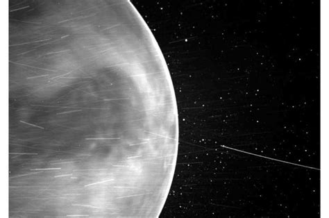 P­a­r­k­e­r­ ­g­ü­n­e­ş­ ­p­r­o­b­u­,­ ­V­e­n­ü­s­’­ü­n­ ­y­ü­z­e­y­i­n­i­n­ ­i­l­k­ ­g­ö­r­ü­n­t­ü­l­e­r­i­n­i­ ­g­ö­r­ü­n­ü­r­ ­ı­ş­ı­k­t­a­ ­y­a­k­a­l­a­r­